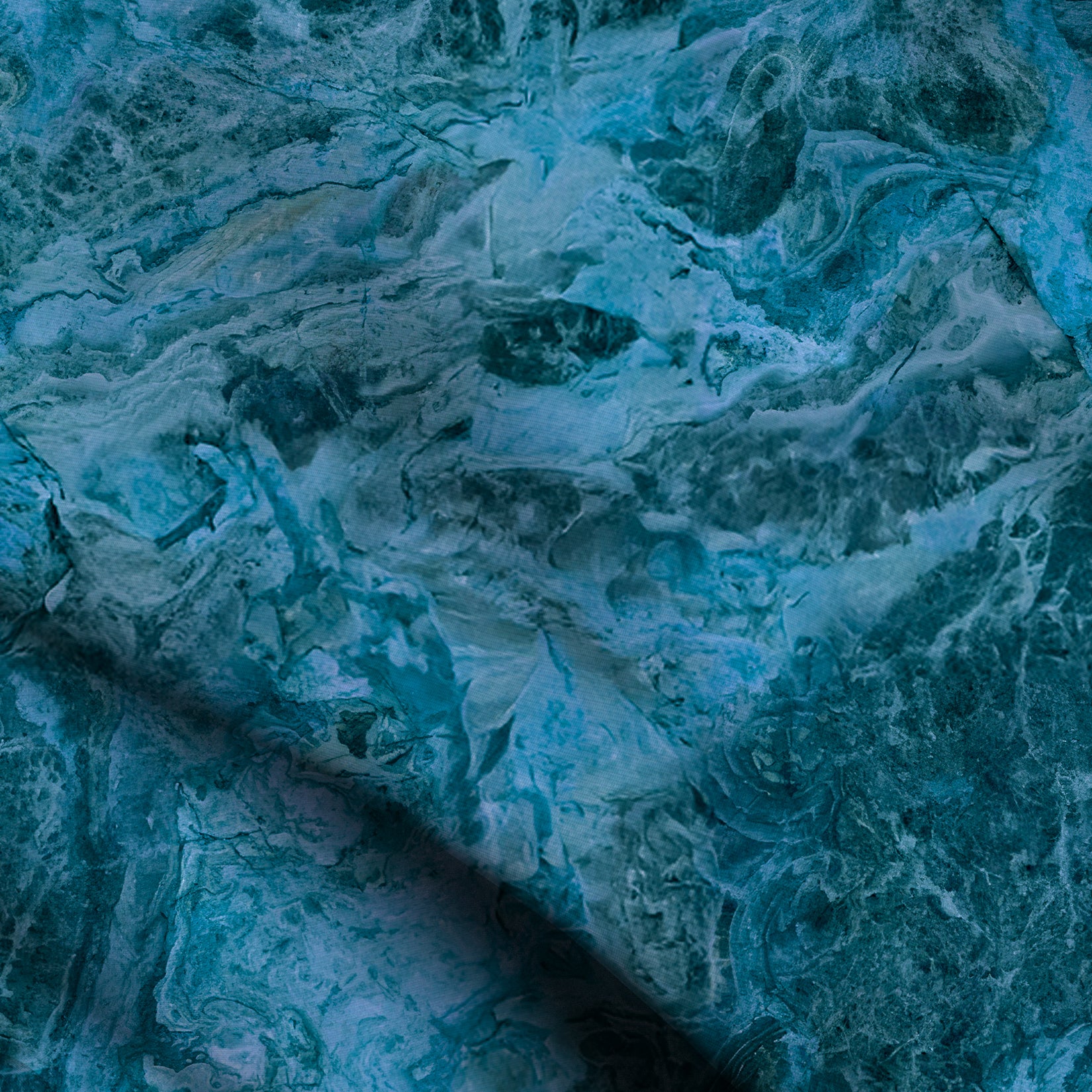 Lumora Iris